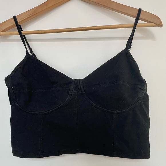 Crop black cami from Garage 🖤 - Picture 2 of 2